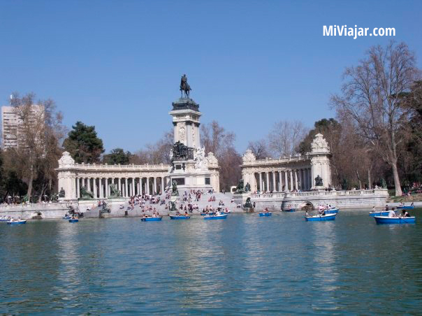 madrid con pequeños el retiro